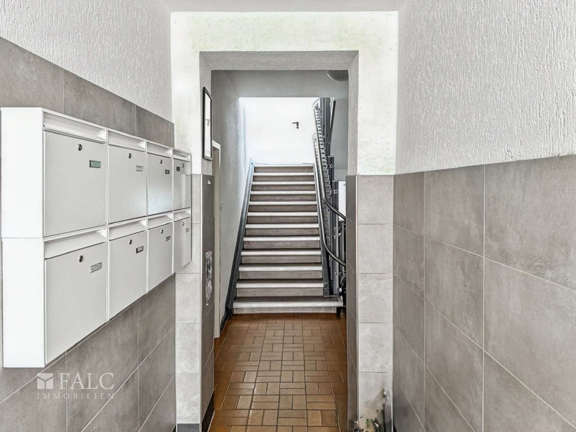 Hausflur Jobststr. 26